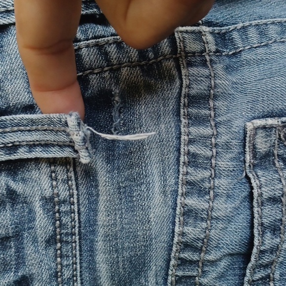 Baileys Point Black Men's Size 34 x 32 Light Wash Blue Denim Straight Leg Jeans - Picture 5 of 7